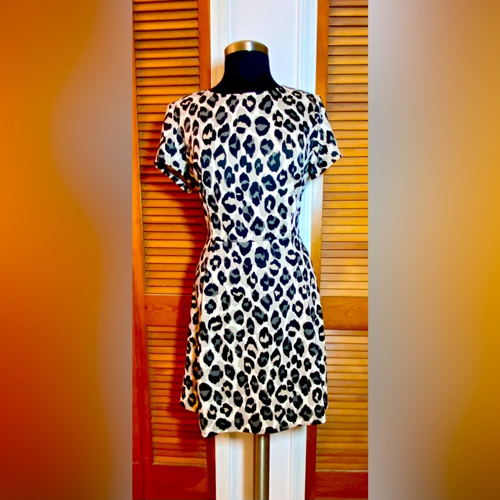 Jessica Howard Leopard print Dress 14P NWOT